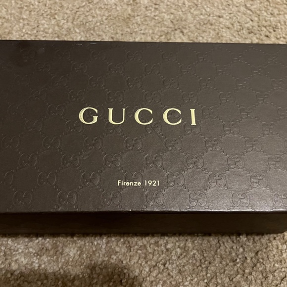 Gucci Champagne Loafers AUTHENTIC size 36 - Picture 5 of 7